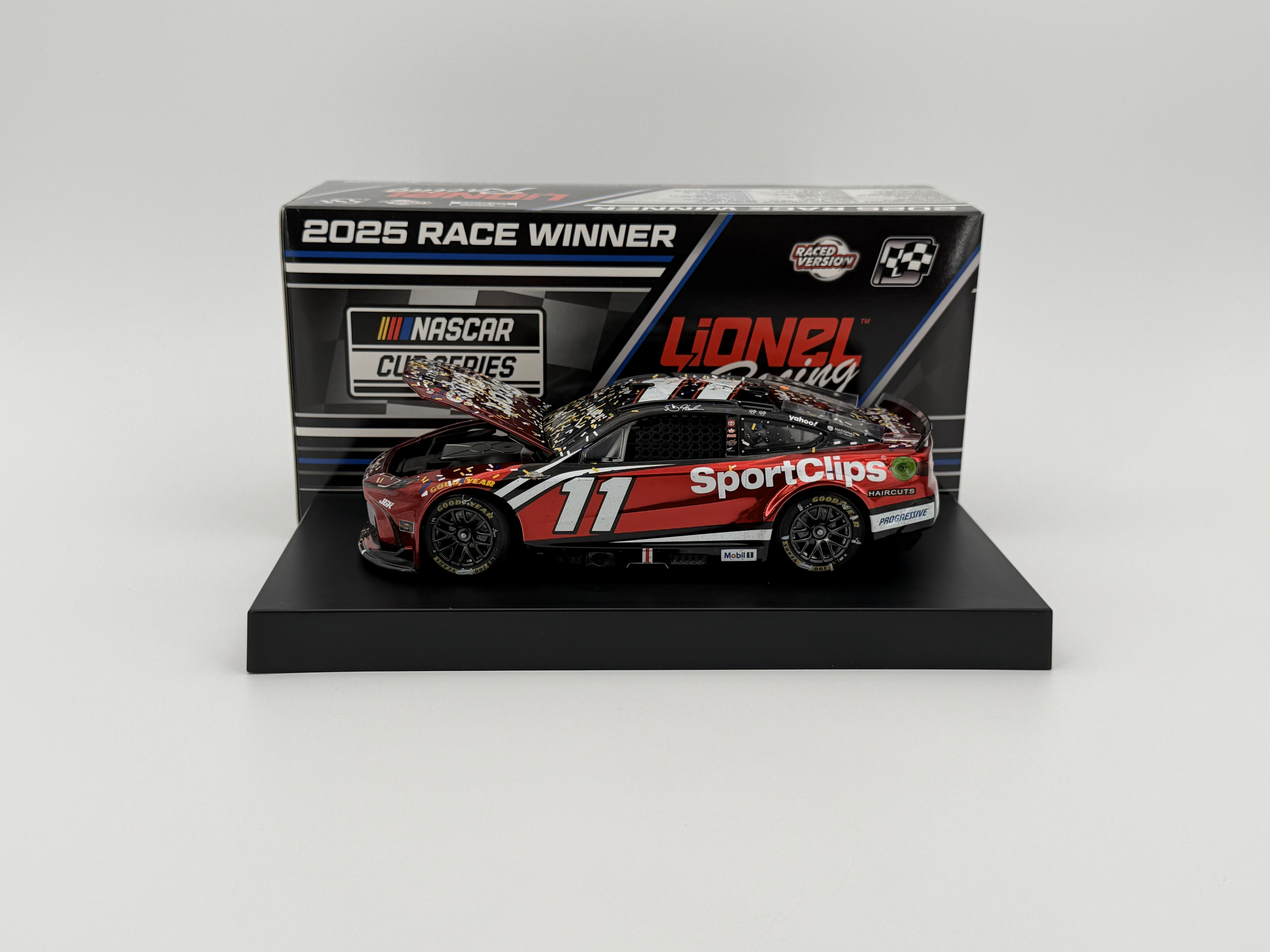 Denny Hamlin 2025 Sport Clips Darlington 4/6/25 Race Win 1:24