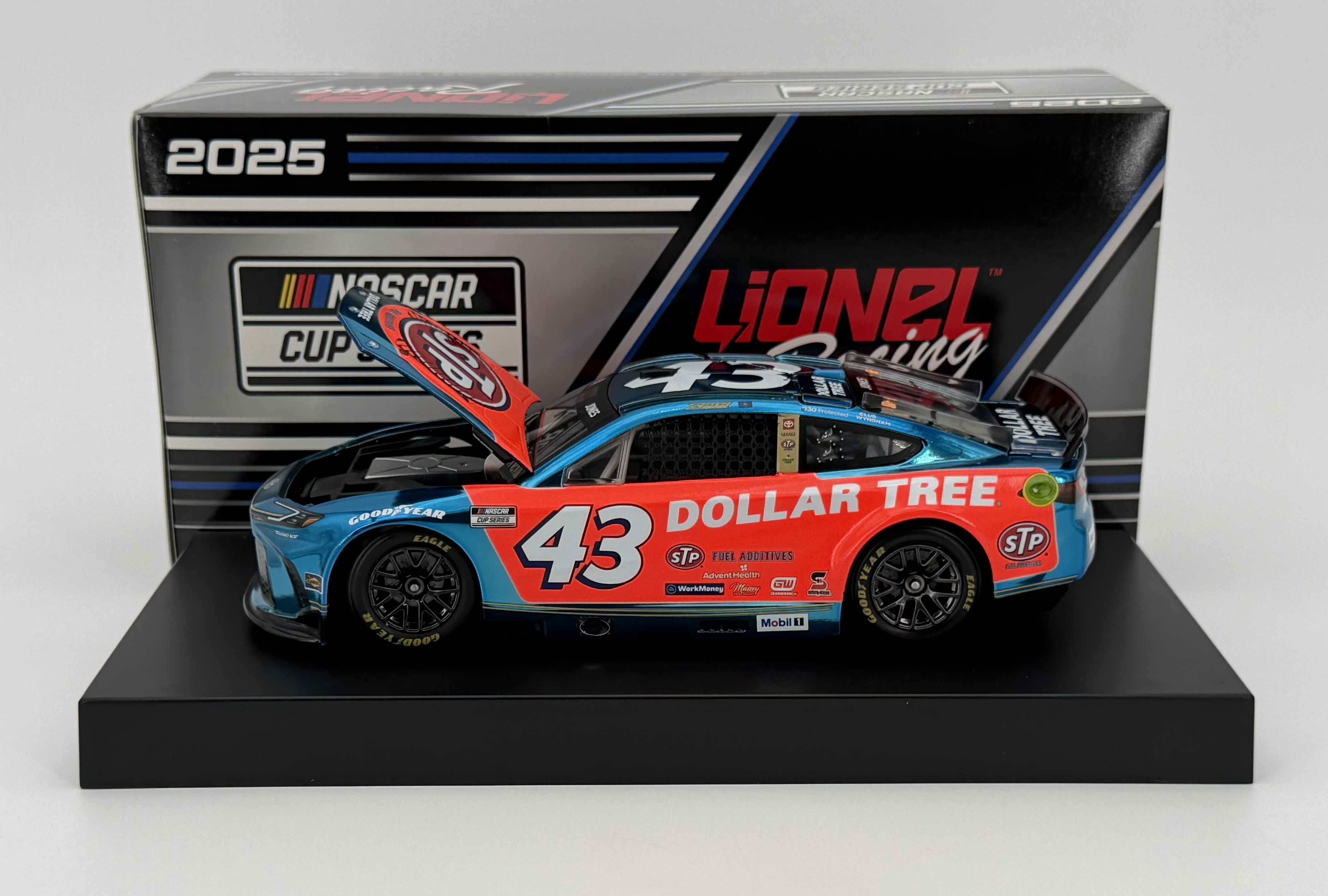 Erik Jones 2025 Dollar Tree/STP 1:24 Color Chrome Nascar Diecast