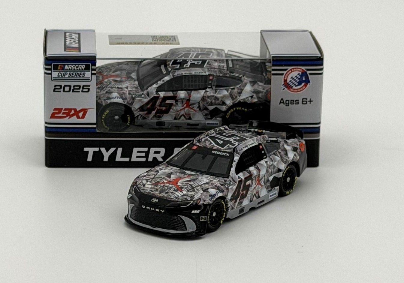 Tyler Reddick 2025 Jordan Brand Crystal 1:64 Nascar Diecast
