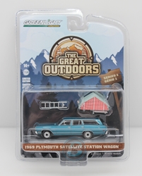 1969 Plymouth Satellite Station Wagon 1:64 The Great Outdoors Series 1 The Great Outdoors, 1:64 Scale