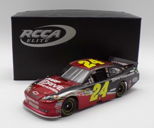 **Box Damaged See Pictures ** Jeff Gordon 2012 AARP / Drive to End Hunger 1:24 Nascar RCCA Elite Diecast **Box Damaged See Pictures ** Jeff Gordon 2012 AARP / Drive to End Hunger 1:24 Nascar RCCA Elite Diecast