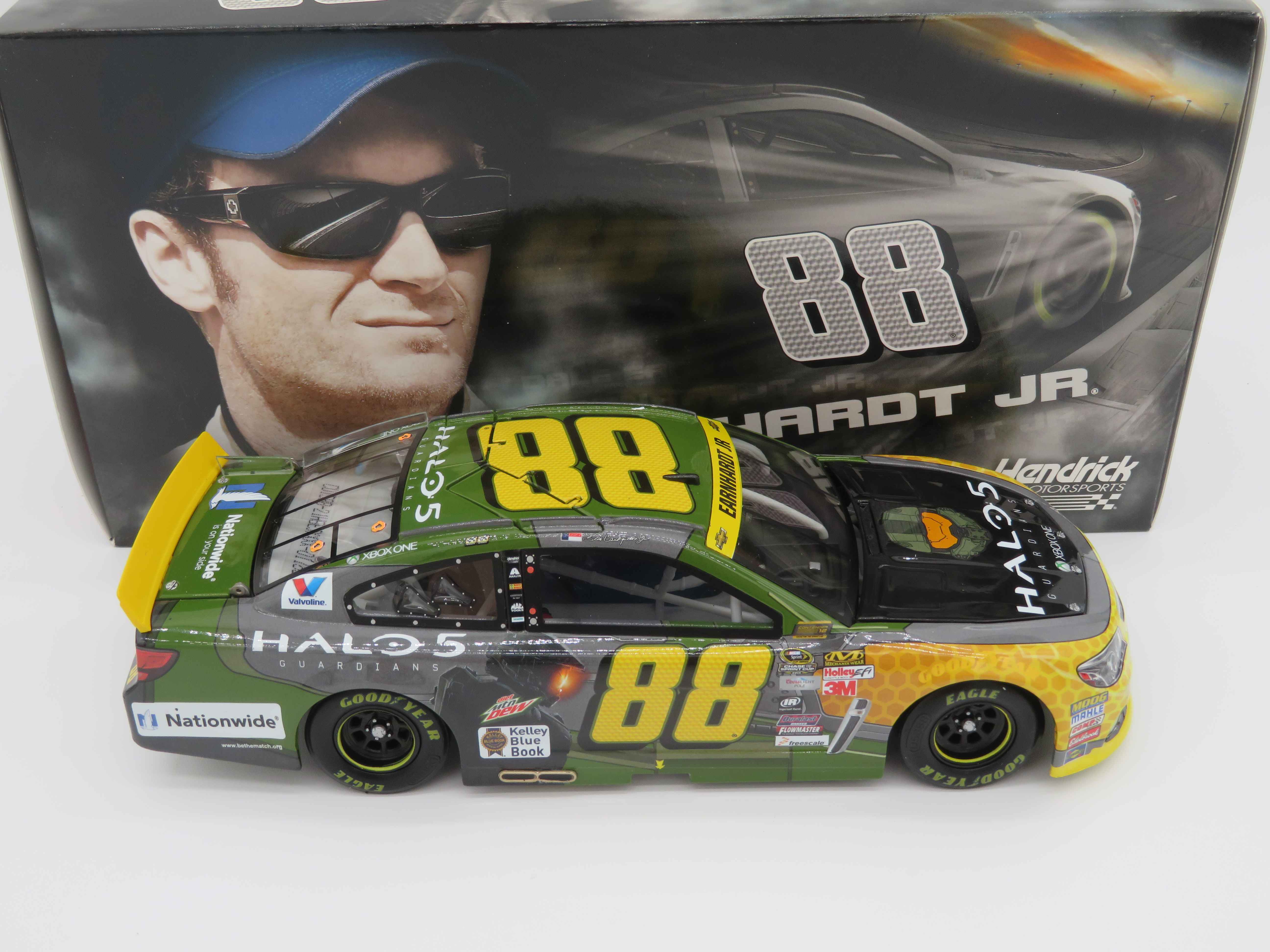 Dale Earnhardt Jr. 2015 Halo 5 1:24 Nascar Diecast