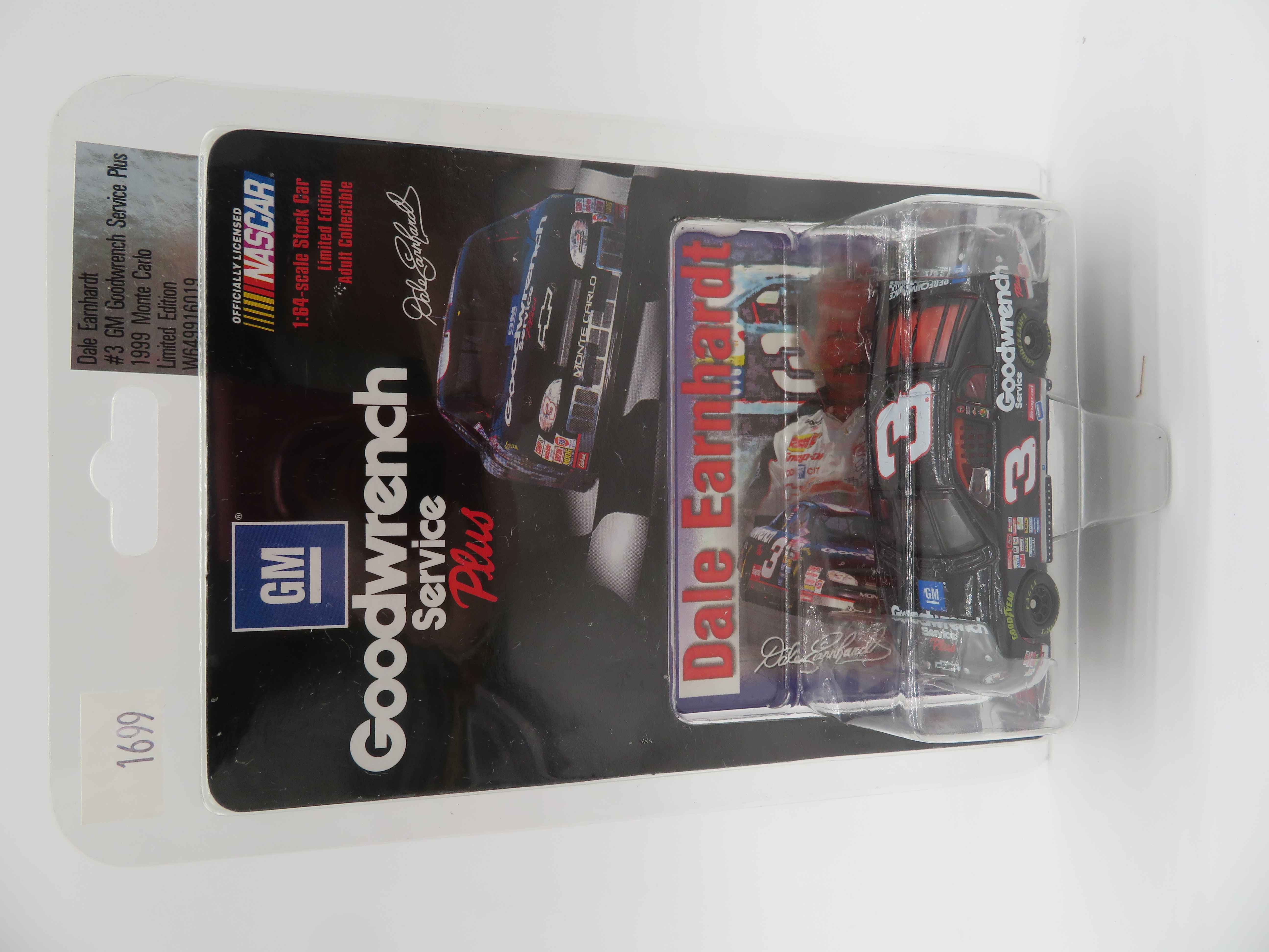 Dale Earnhardt Sr. 1999 #3 GM Goodwrench Service Plus 1:64 Nascar