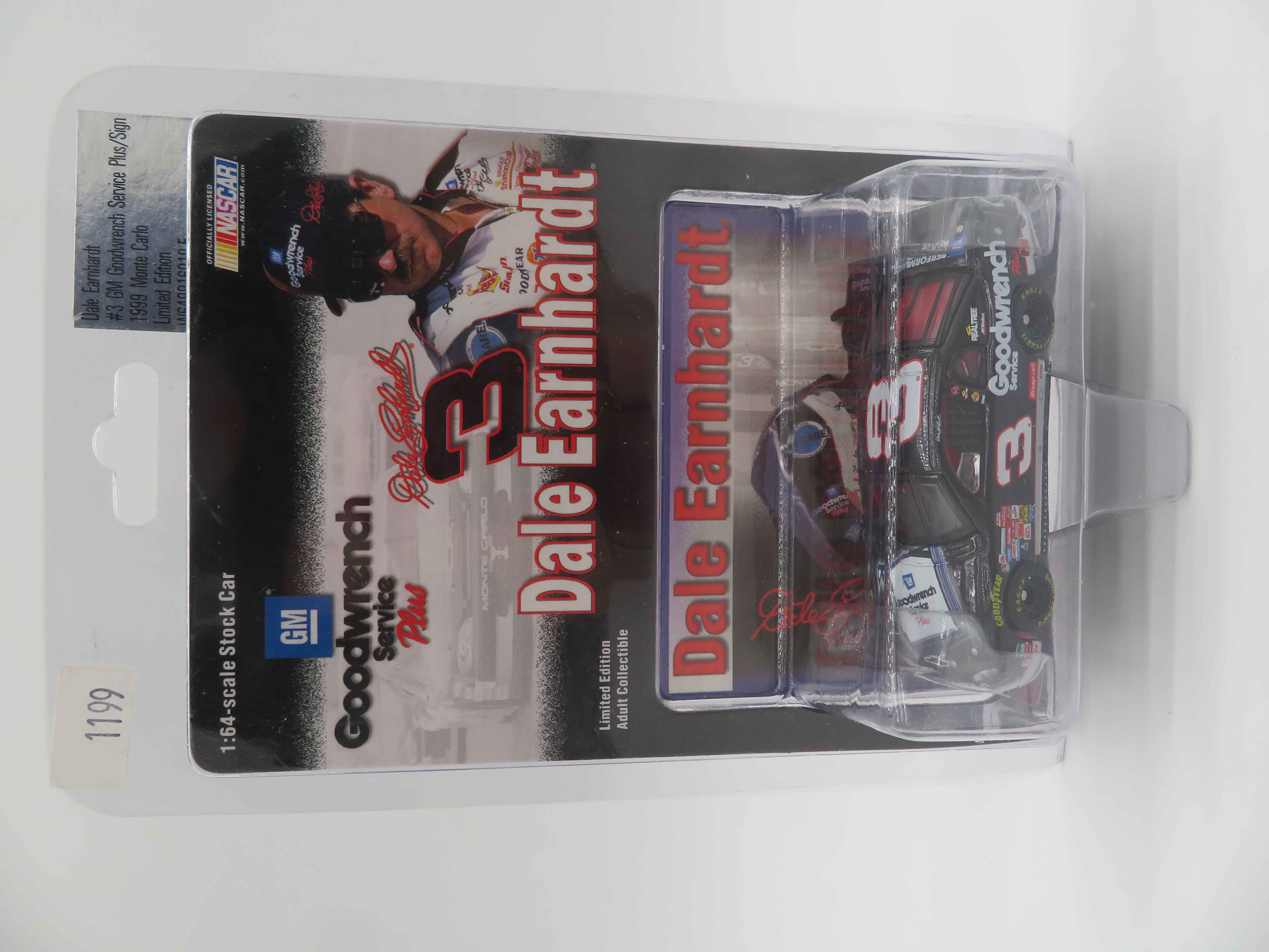 Dale Earnhardt Sr. 1999 #3 GM Goodwrench Service Plus / Sign 1:64
