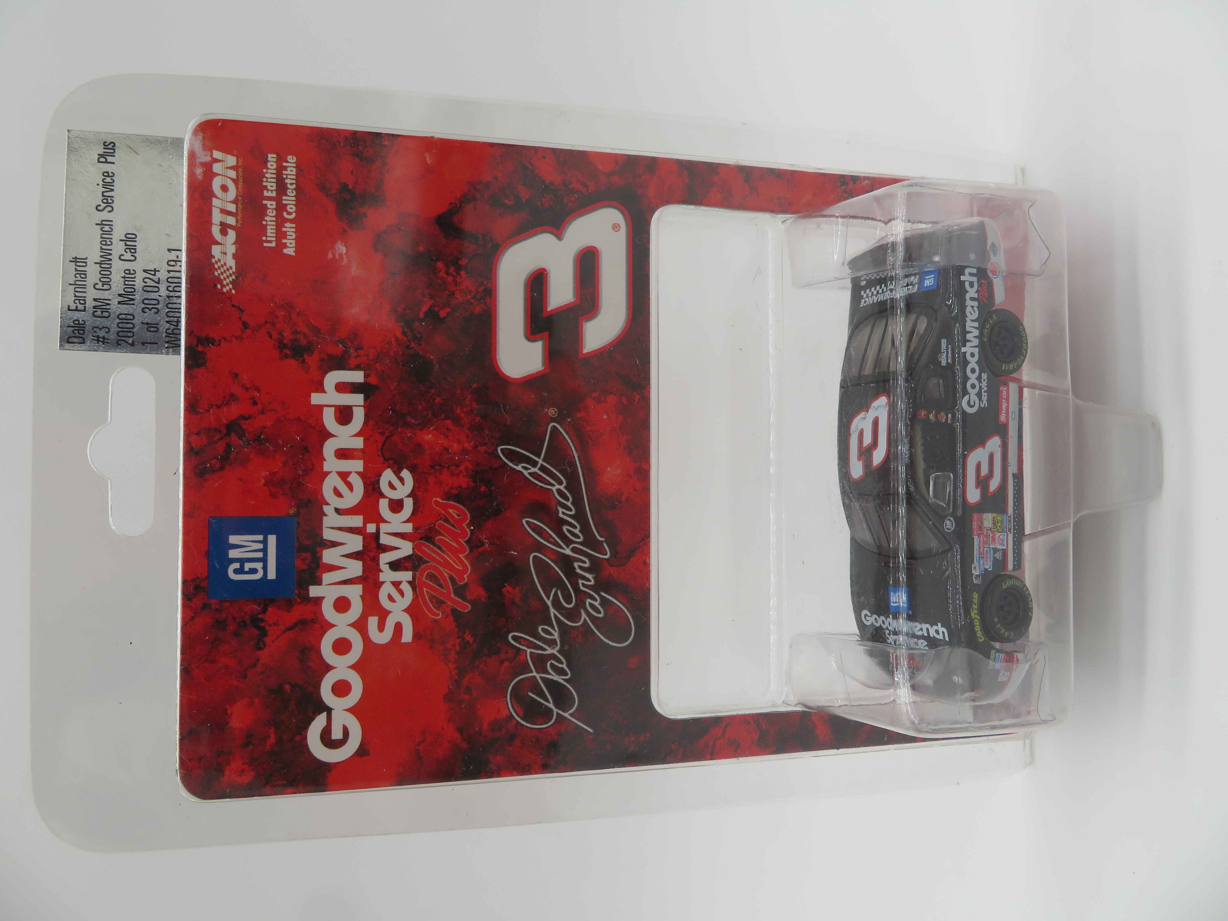 Dale Earnhardt Sr 2000 GM Goodwrench Service 1:64 Nascar Diecast