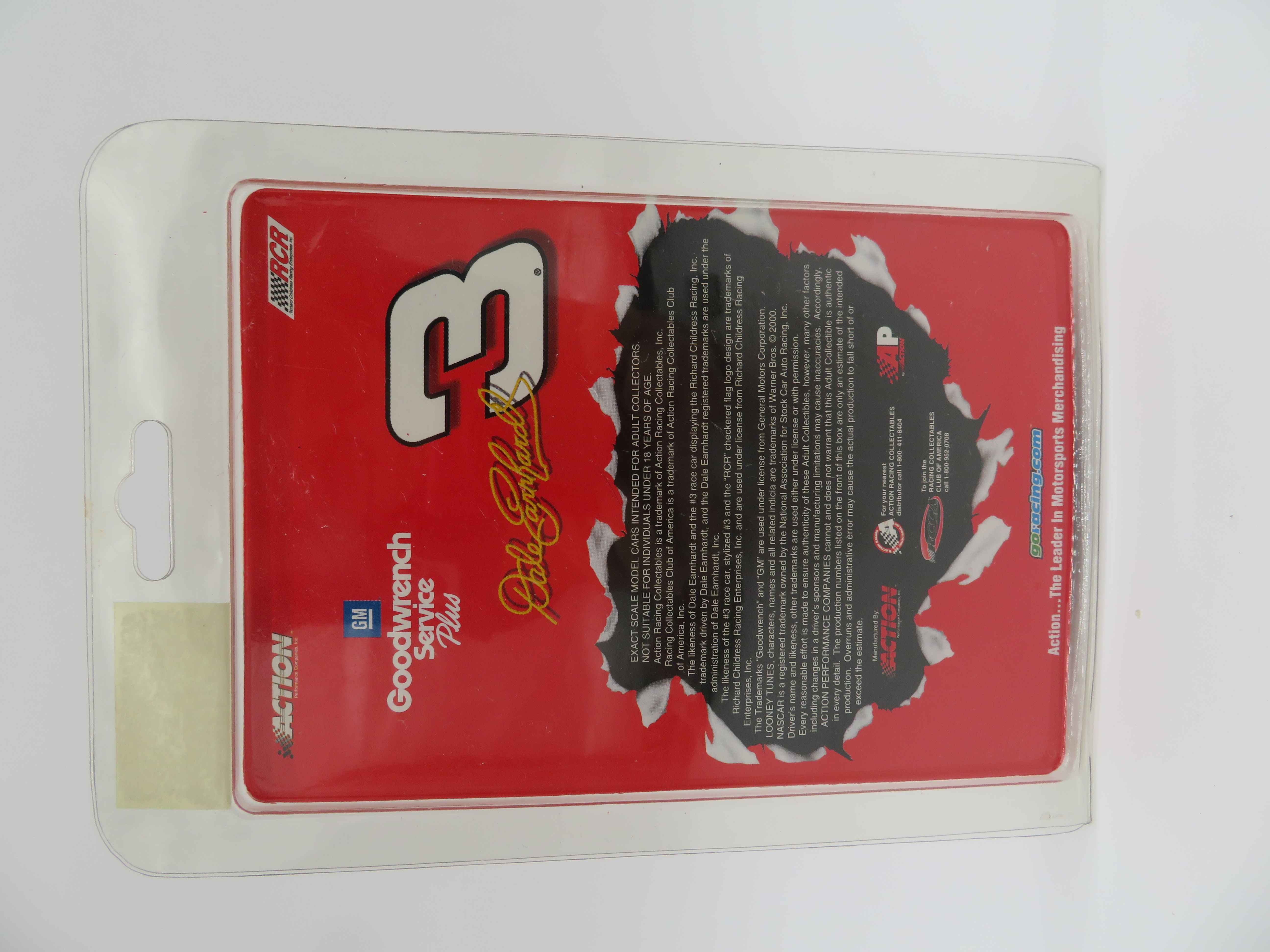 Dale Earnhardt Sr 2000 GM Goodwrench Service Plus Taz No Bull 1:64