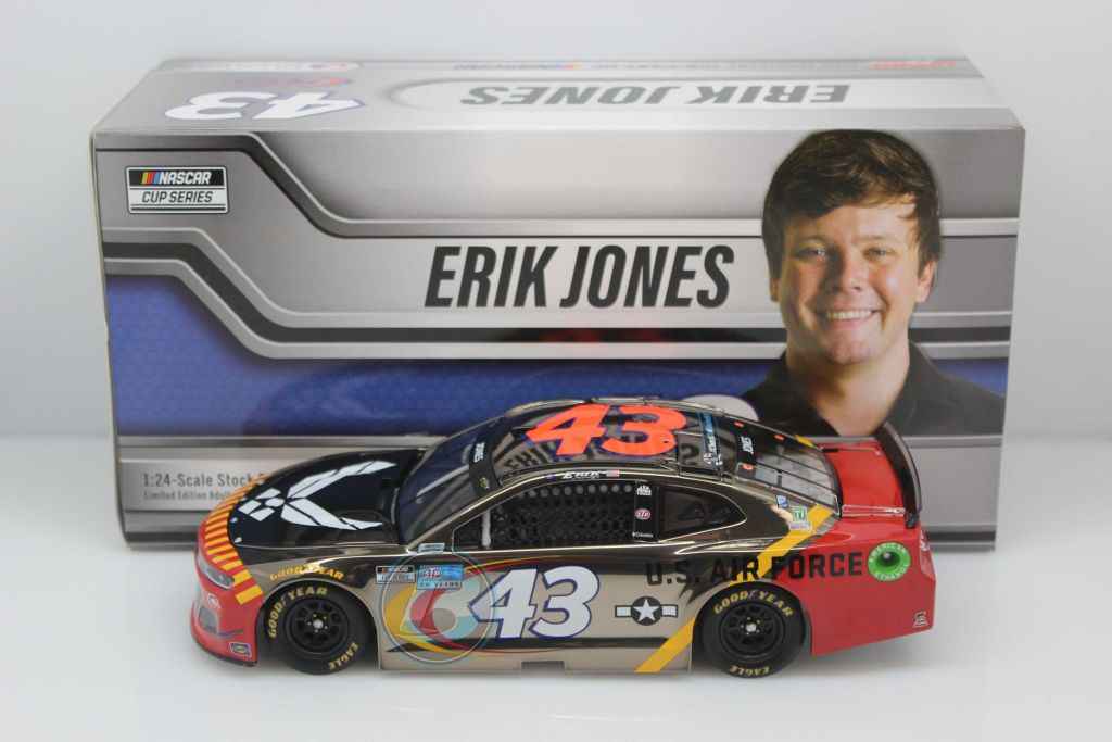 Macchina Pressofusa Lionel Racing – Erik Jones 2023 Air Force – Scala 1:64 - 4