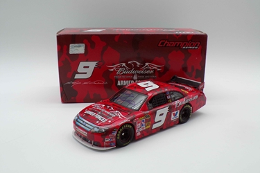 Kasey Kahne Autographed 2010 Budweiser / Armed Forces 1:24 CFS Nascar Diecast Kasey Kahne Autographed 2010 Budweiser / Armed Forces 1:24 CFS Nascar Diecast