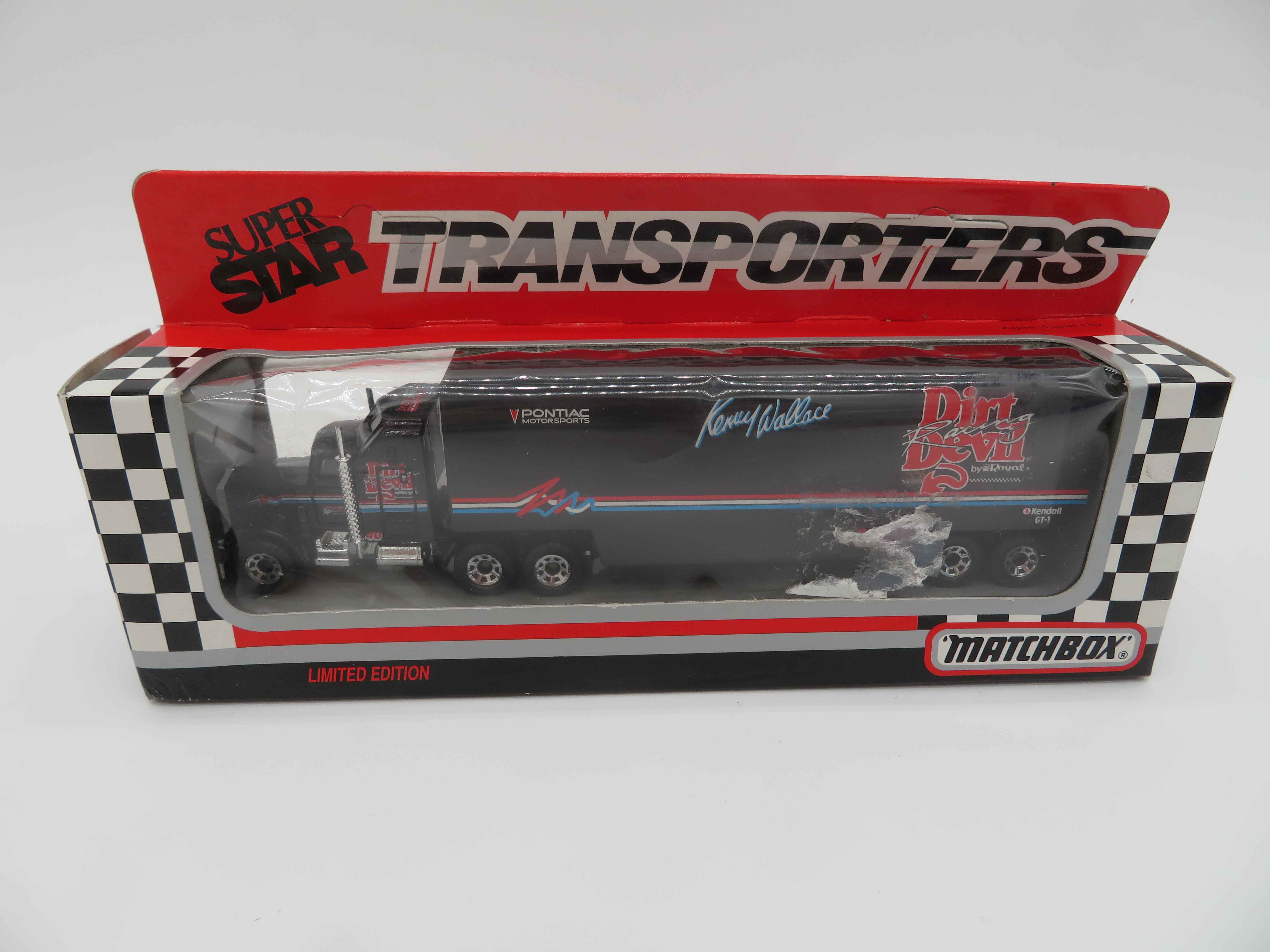 Kenny Wallace Dirt Devil 1:64 Matchbox Transporter Nascar