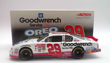 Kevin Harvick 2001 GM Goodwrench Service Plus / Oreo Show Car 1:24 Nascar Diecast Kevin Harvick 2001 GM Goodwrench Service Plus / Oreo Show Car 1:24 Nascar Diecast