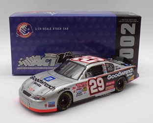 Kevin Harvick 2002 GM Goodwrench Service 1:24 Nascar Diecast Kevin Harvick 2002 GM Goodwrench Service 1:24 Nascar Diecast 