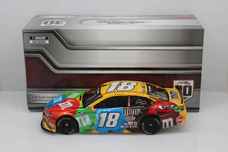 Kyle Busch 2021 M&M's 1:24 Nascar Diecast