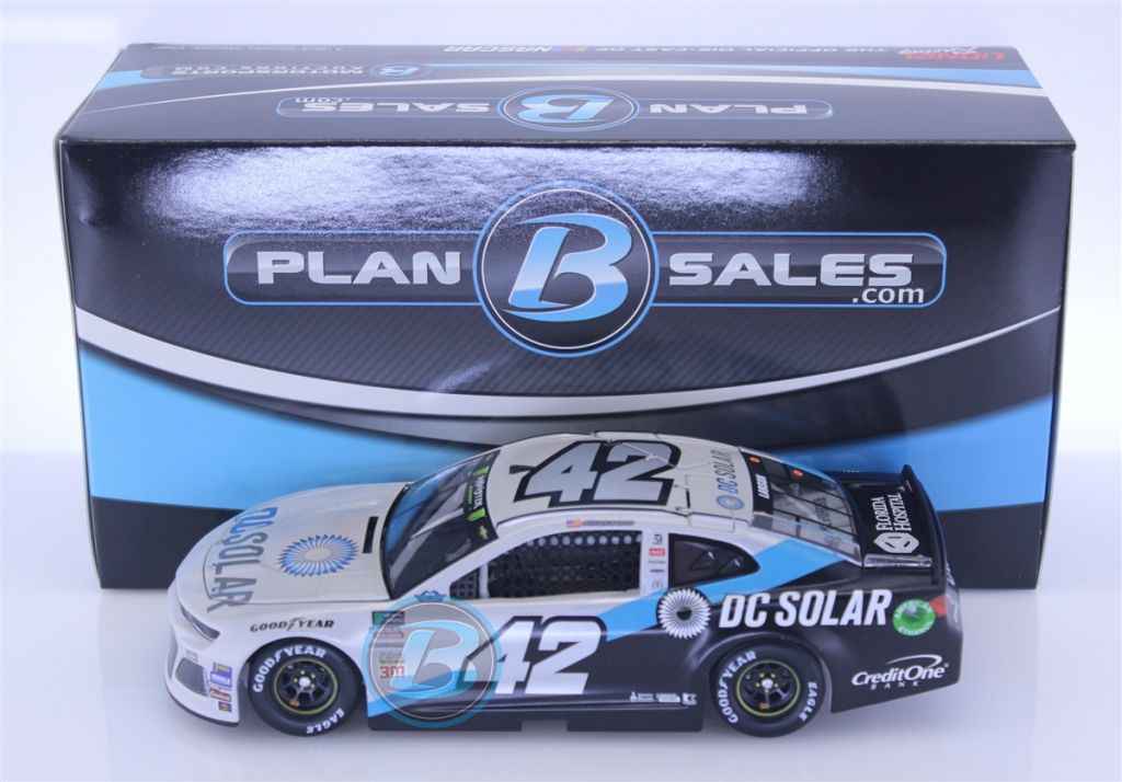 Kyle Larson 2018 DC Solar Darlington 1:24 Flashcoat Silver Nascar