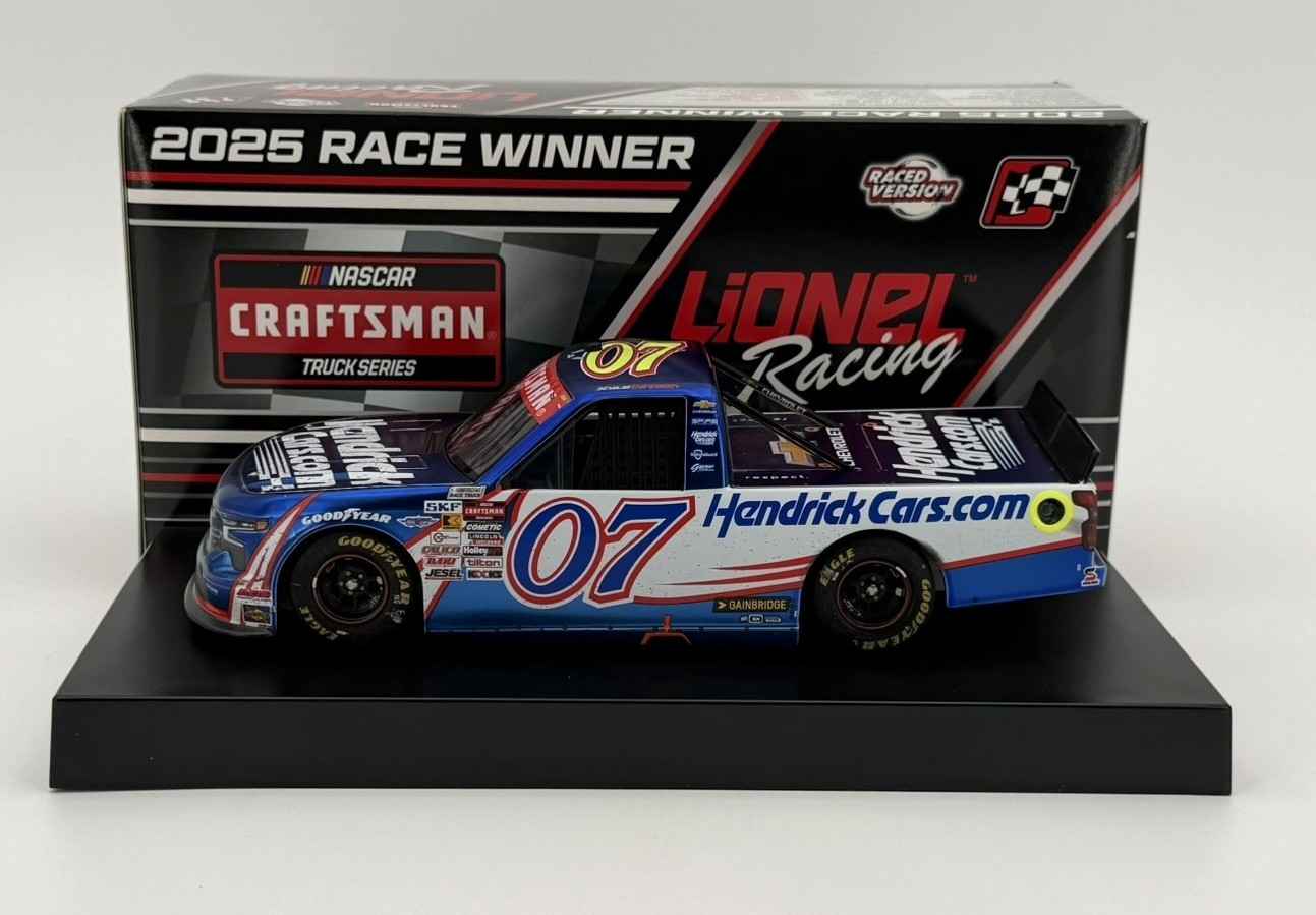 Kyle Larson 2025 Hendrickcars.com Homestead 3/21/25 1:24 Color