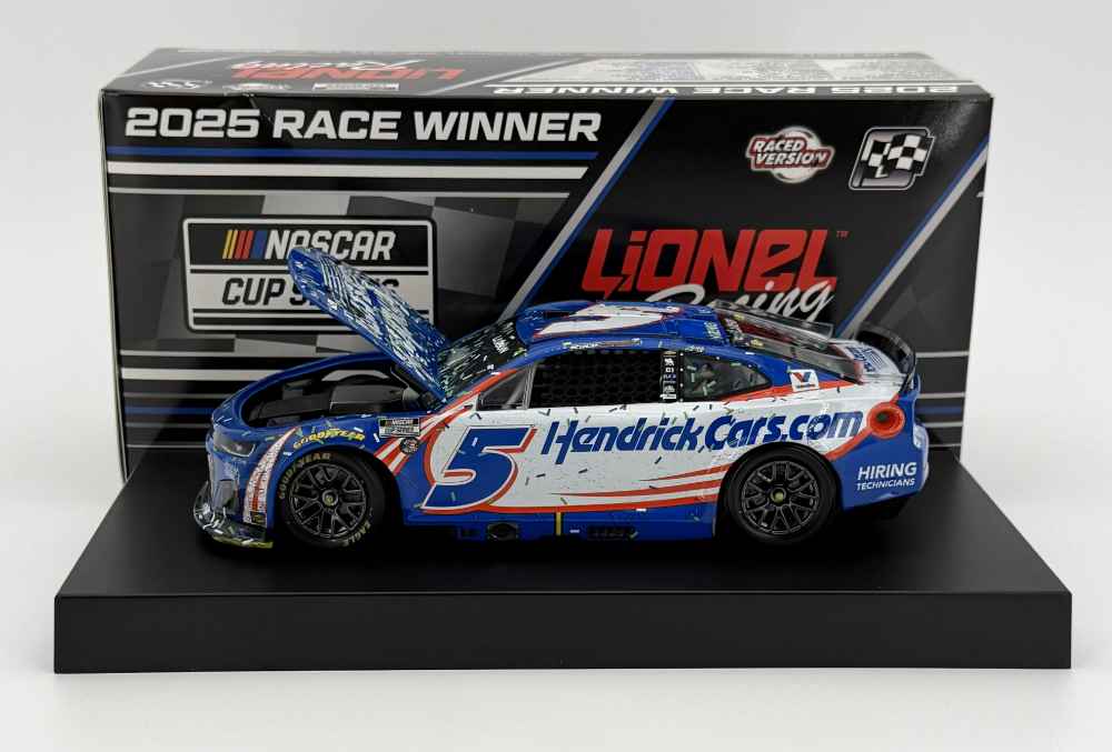 Nascar Kyle Larson guastafeste: la vittoria di Homestead complica tutto Nascar Kyle Larson guastafeste: la vittoria di Homestead complica tutto