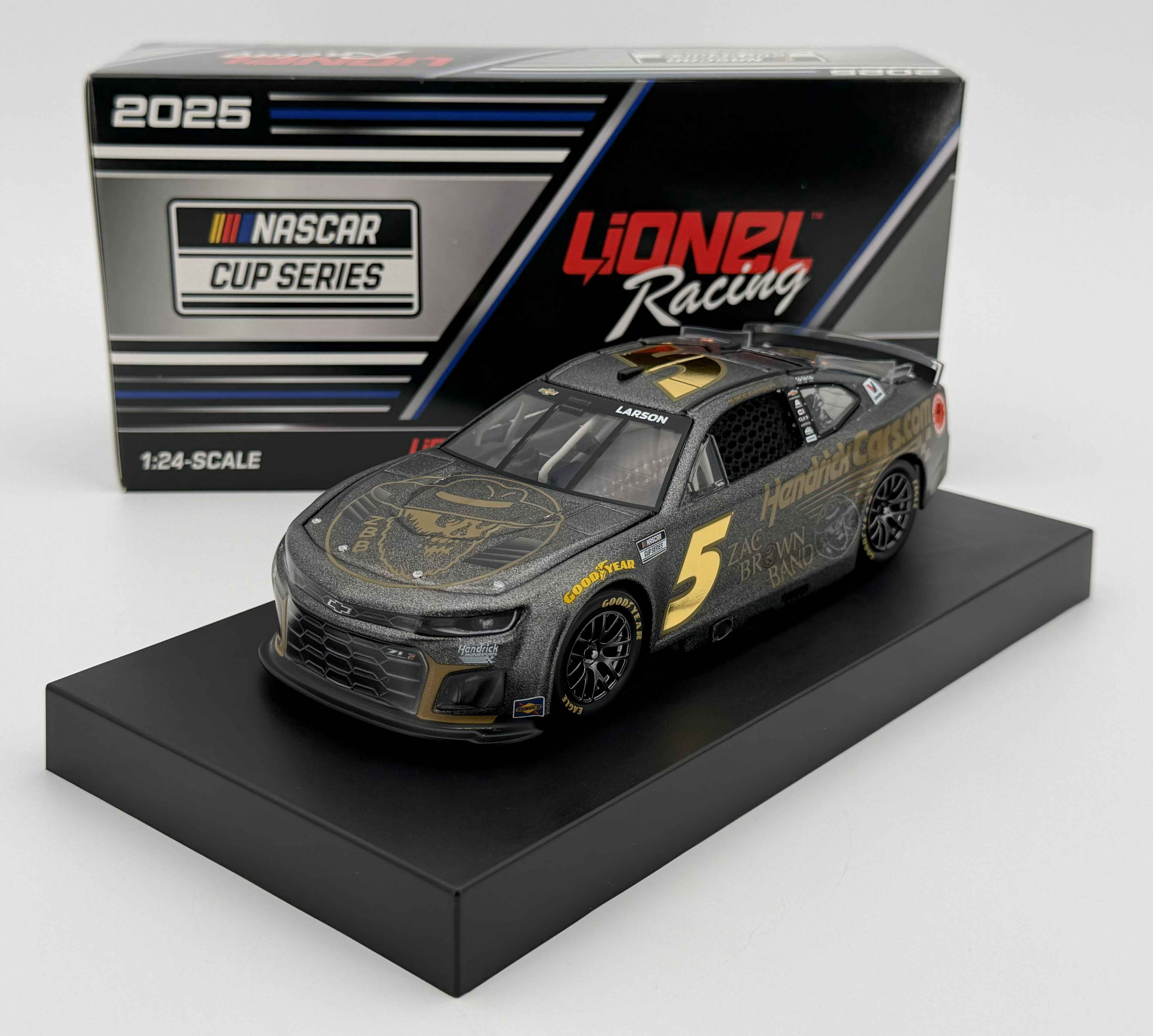 Kyle Larson 2025 Hendrickcars.com/Zac Brown Band 1:24 Galaxy Color