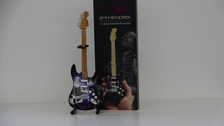 Officially Licensed Jimi Hendrix Mini Fender™ Strat™ Tribute Guitar Model Axe Heaven, Gibson, replica guitar