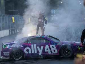 *CANCELLED* Alex Bowman 2024 Ally Chicago 7/7 Race Win 1:64 Nascar Diecast (DRIVER NAME), Nascar Diecast, 2024 Nascar Diecast, 1:64 Scale Diecast,