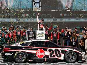 *CANCELLED* Christopher Bell Autographed 2024 Rheem / Phoenix 3/10/24 Race Win 1:24 Nascar Diecast Christopher Bell, Nascar Diecast, 2024 Nascar Diecast, 1:24 Scale Diecast