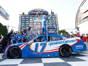 *Preorder* Corey Day 2026 Hendrickcars.com Dover 5/16/26 Race Win 1:24 Color Chrome Nascar Diecast - O'Reilly Auto Parts Series Corey Day, Nascar Diecast, 2026 Nascar Diecast, 1:24 Scale Diecast