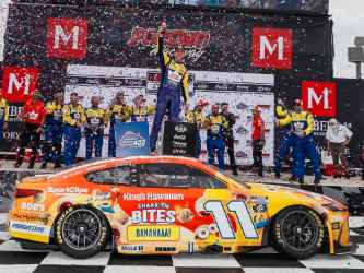 *Preorder* Denny Hamlin 2026 Shake em Bites Pocono 6.14.26 Race Win 1:24 Nascar Diecast Denny Hamlin, Nascar Diecast, 2026 Nascar Diecast, 1:24 Scale Diecast