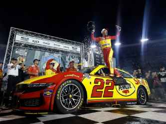 *Preorder* Joey Logano 2026 Shell/Pennzoil Bristol 9/19/26 Race Win 1:24 Flash Coat Silver  Nascar Diecast Joey Logano, Nascar Diecast, 2026  Nascar Diecast, 1:24 Scale Diecast