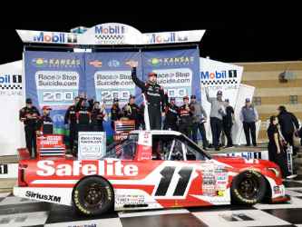 *Preorder* Kaden Honeycutt 2026 Safelite Kansas 9/26/26 Race Win 1:64 Nascar Diecast Kaden Honeycutt, Nascar Diecast, 2026 Nascar Diecast, 1:64 Scale Diecast,