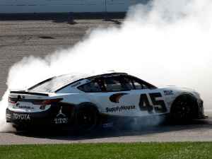 *Preorder* Tyler Reddick 2026 Supply House Kansas 4/19/26 Race Win 1:64 Nascar Diecast Tyler Reddick, Nascar Diecast, 2026 Nascar Diecast, 1:64 Scale Diecast,