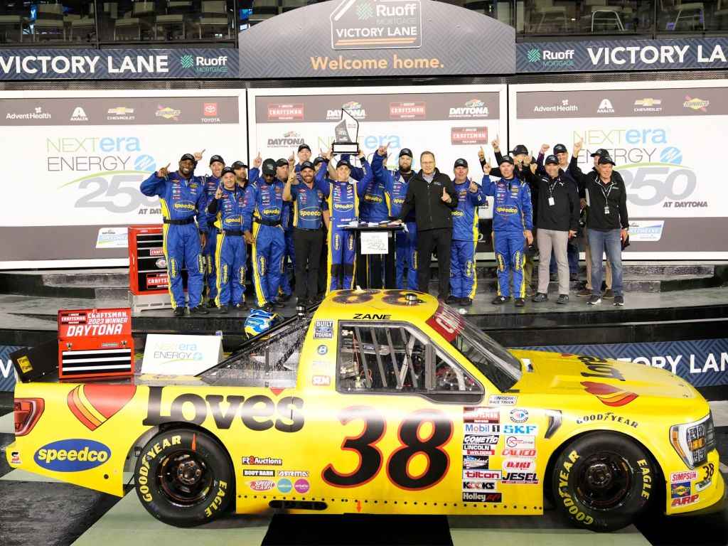 NASCAR Authentics 1:64 Zane Smith Truck COTA Win 2023 – Winners Circle