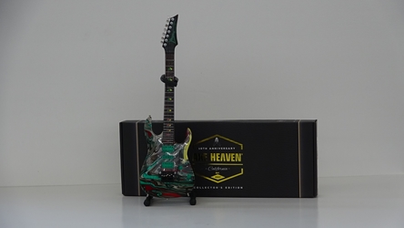 Steve Vai Signature Universe Swirl 7 String Miniature Guitar Replica Collectible Axe Heaven, Gibson, replica guitar