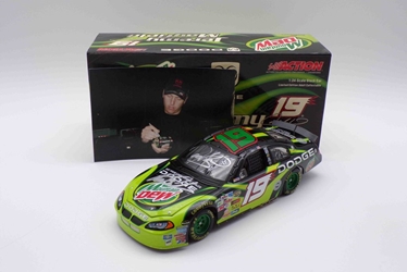 ** With Picture of Driver Autographing Diecast ** Jeremy Mayfield Dual Autographed w/Ray Evernham 2004 Dodge Dealers / Mt. Dew 1:24 Nascar Diecast ** With Picture of Driver Autographing Diecast ** Jeremy Mayfield Dual Autographed w/Ray Evernham 2004 Dodge Dealers / Mt. Dew 1:24 Nascar Diecast