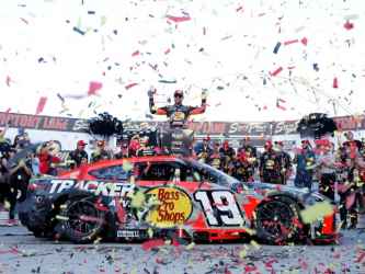 *Preorder* Chase Briscoe 2026 Bass Pros Shops / Las Vegas 10.4.26 Race Win 1:64 Nascar Diecast Chase Briscoe, Nascar Diecast, 2026 Nascar Diecast, 1:64 Scale Diecast,